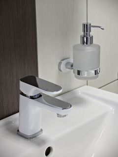 Дозатор для жидкого мыла Rav Slezak Yukon YUA0303CB Хром Белый