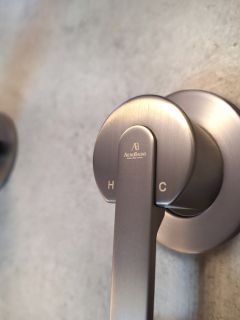 Смеситель для раковины AltroBagno Unione 010507 GrMt