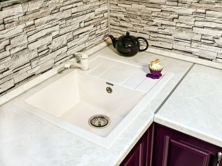 Мойка кухонная GranFest Чёрная Quadro Q-650 L чер