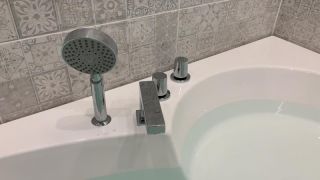 Гидромассажная ванна Frank F165 угловая 1500х1500х600