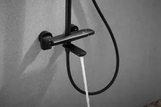 Душевая стойка Rose R3996H с термостатом чёрный матовый